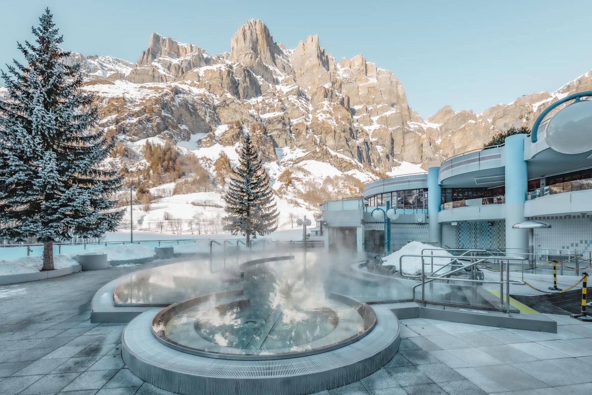 Hotel Walliserhof-Leukerbad-Therme Экстерьер фото