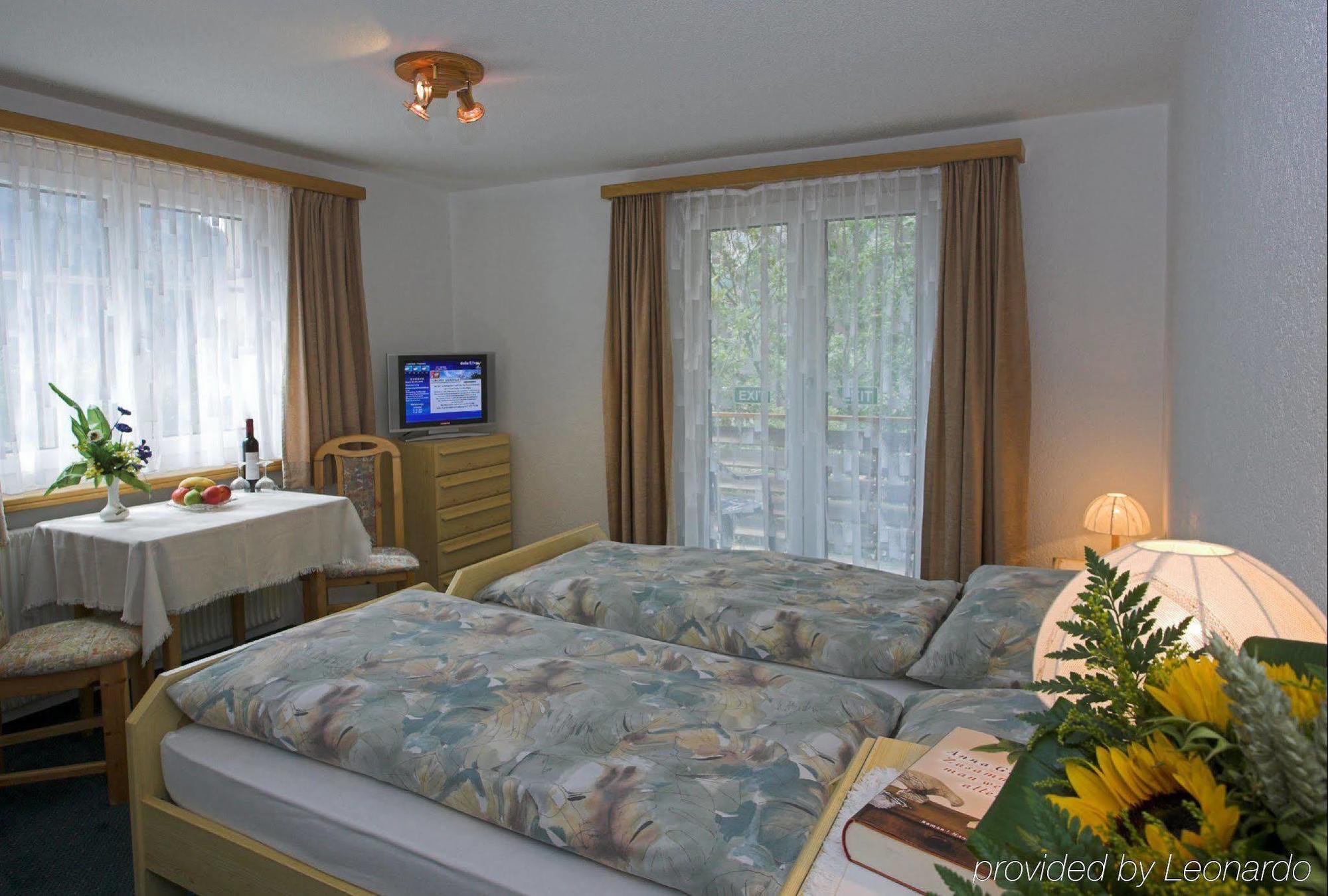 Hotel Walliserhof-Leukerbad-Therme Номер фото