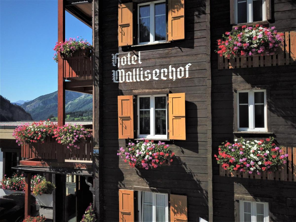 Hotel Walliserhof-Leukerbad-Therme Экстерьер фото